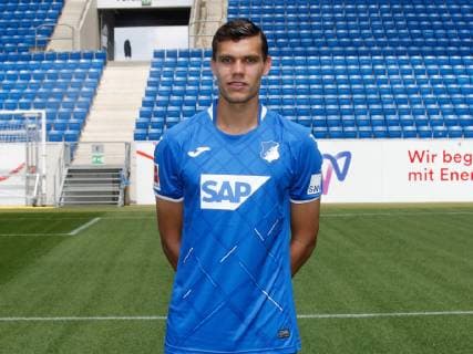 Justin Hoogma , TSG 1899 Hoffenheim . Porträttermin TSG 1899 Hoffenheim 2018-2019 . Sinsheim, GER, 15.07.2019 ,Fussball 1. Bundesliga 2019 2020 .