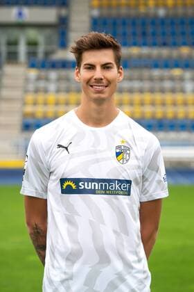 FC Carl Zeiss Jena Saison 2019 2020 Fototermin am 16.7.19 Maximilian Rohr (Jena), Portrait hochkant Ernst Abbe Sportfeld