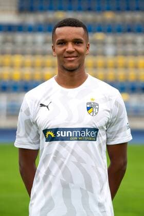 FC Carl Zeiss Jena Saison 2019 2020 Fototermin am 16.7.19 Marian Sarr (Jena), Portrait hochkant Ernst Abbe Sportfeld