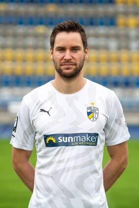 FC Carl Zeiss Jena Saison 2019 2020 Fototermin am 16.7.19 Matthias Kühne (Jena), Portrait hochkant Ernst Abbe Sportfeld
