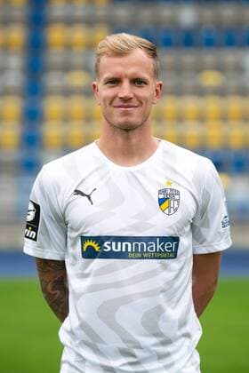 FC Carl Zeiss Jena Saison 2019 2020 Fototermin am 16.7.19 Rene Eckardt (Jena), Portrait hochkant Ernst Abbe Sportfeld