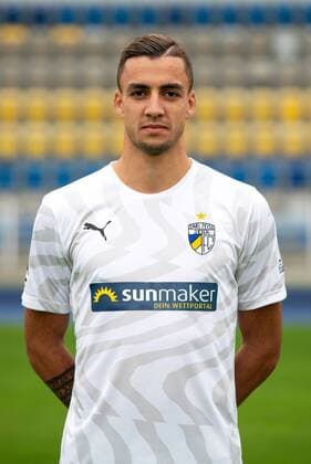 FC Carl Zeiss Jena Saison 2019 2020 Fototermin am 16.7.19 Justin Schau (Jena), Portrait hochkant Ernst Abbe Sportfeld
