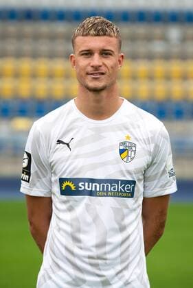 FC Carl Zeiss Jena Saison 2019 2020 Fototermin am 16.7.19 Kilian Pagliuca (Jena), Portrait hochkant Ernst Abbe Sportfeld