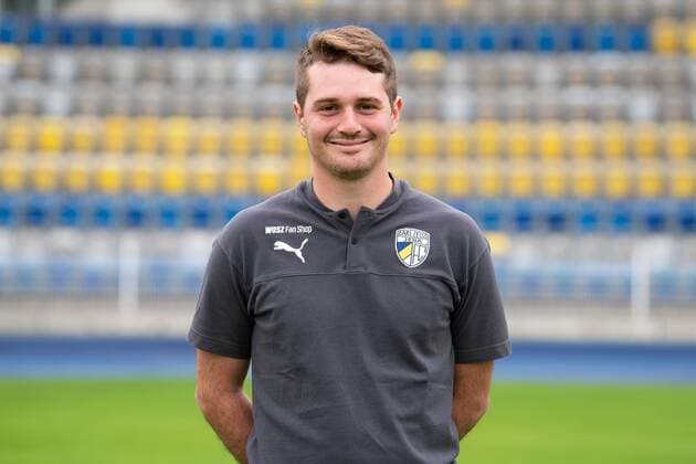 FC Carl Zeiss Jena Saison 2019 2020 Fototermin am 16.7.19 Co Trainer Lucca Strolz (Jena), Portrait quer Ernst Abbe Sportfeld