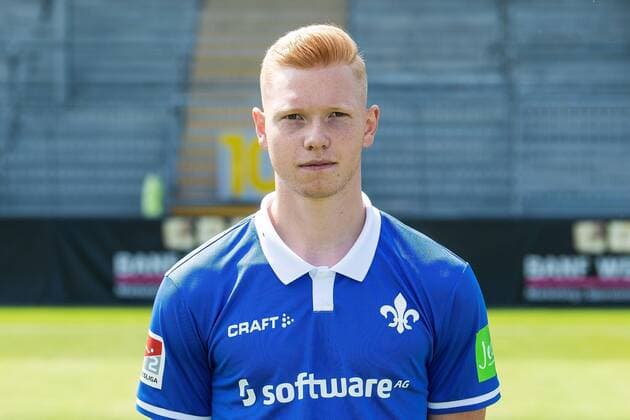 17.07.2019, xfux, Fussball 2.Bundesliga, SV Darmstadt 98, 2.BL, Porträttermin 2019 2020, Fototermin, emonline, emspor, deloka, v.l. Leon Mueller; (SV Darmstadt 98) Darmstadt