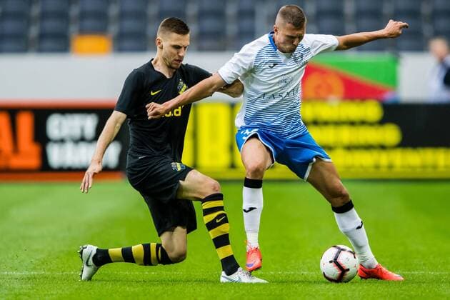 190717 Karol Mets of AIK and Anton Kobyalko of Ararat-Armenia during the UEFA Champions League qualifying match between AIK and Ararat-Armenia on July 17, 2019 in Stockholm. Copyright: ANDREASxLxERIKSSON BB190717AE009