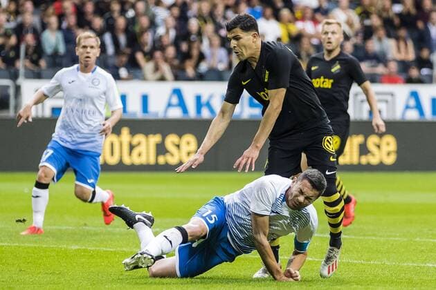 190717 Tarik Elyounoussi of AIK and Dmitri Guz of Ararat-Armenia during the UEFA Champions League qualifying match between AIK and Ararat-Armenia on July 17, 2019 in Stockholm. Copyright: ANDREASxLxERIKSSON BB190717AE014