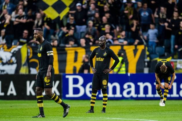 190717 Players of AIK looks dejected after 3-1 during the UEFA Champions League qualifying match between AIK and Ararat-Armenia on July 17, 2019 in Stockholm. Photo: Maxim Thore BILDBYRAN bbeng fotball fotboll football kval till champions league soccer champions league qualification aik ararat armenia depp Copyright: MAXIMxTHORE BB190717MT053