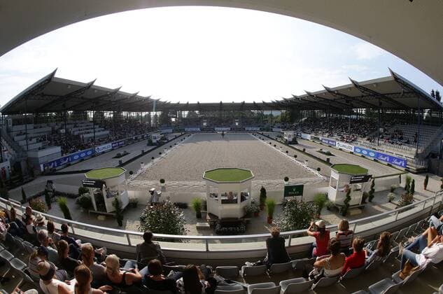 Aachen , CHIO Aachen , Dressur , HAVENS Pferdefutter-Preis Grand Prix CDI4* , Überischt Deutsche Bank Stadion *** Aachen , CHIO Aachen , Dressage , HAVENS Pferdefutter Prize Grand Prix CDI4 , Überischt Deutsche Bank Stadium