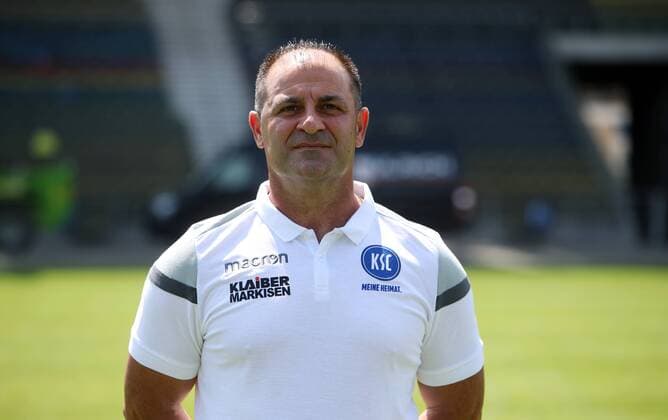 Karlsruher SC Portraittermin Saison 2019 2020 Dimitrios Moutas (Co-Trainer), Karlsruher SC, 2. Bundesliga, Porträttermin 2019 2020.