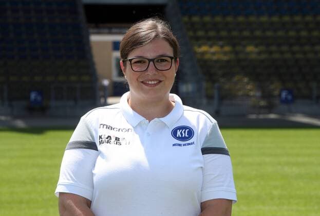 Karlsruher SC Portraittermin Saison 2019 2020 Julia Bohn (Physiotherapeutin), Karlsruher SC, 2. Bundesliga, Porträttermin 2019 2020.