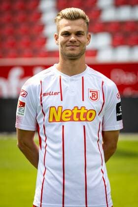 GER, Fussball, Herren, 2.BL, Saison 2019 2020, Porträttermin, 18.07.2019, SSV Jahn Regensburg Benedikt Saller; SSV Jahn Regensburg; 2.BL, Porträttermin 2019 2020,