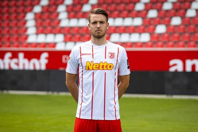 GER, Fussball, Herren, 2.BL, Saison 2019 2020, Porträttermin, 18.07.2019, SSV Jahn Regensburg Max Beschuschkow; SSV Jahn Regensburg; 2.BL, Porträttermin 2019 2020,