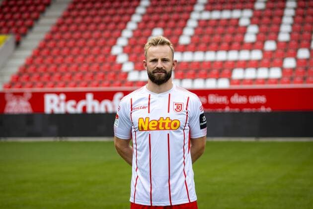 GER, Fussball, Herren, 2.BL, Saison 2019 2020, Porträttermin, 18.07.2019, SSV Jahn Regensburg Jan-Marc Schneider; SSV Jahn Regensburg; 2.BL, Porträttermin 2019 2020,