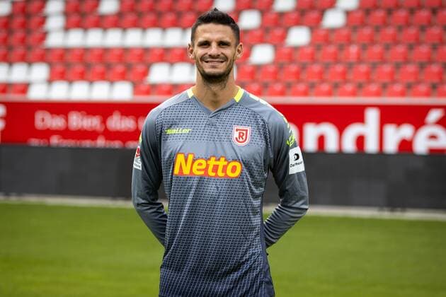 GER, Fussball, Herren, 2.BL, Saison 2019 2020, Porträttermin, 18.07.2019, SSV Jahn Regensburg Andre Weiß; SSV Jahn Regensburg; 2.BL, Porträttermin 2019 2020,