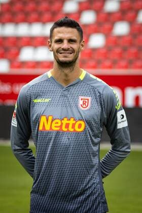 GER, Fussball, Herren, 2.BL, Saison 2019 2020, Porträttermin, 18.07.2019, SSV Jahn Regensburg Andre Weiß; SSV Jahn Regensburg; 2.BL, Porträttermin 2019 2020,