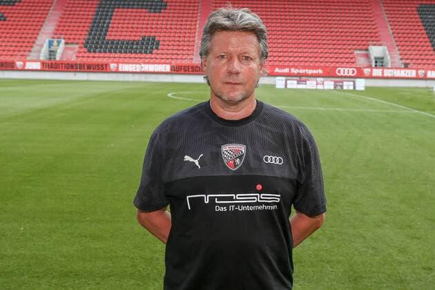 Jeff Saibene Cheftrainer - FC Ingolstadt 04 - 3.Liga - Porträttermin 2019 2020 - FC Ingolstadt 04 - 3.Liga - Porträttermin 2019 2020 -