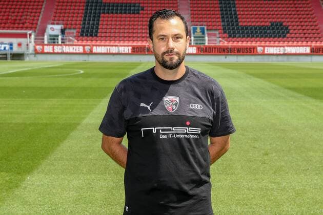 Stefan Retzer Physiotherapeut - FC Ingolstadt 04 - 3.Liga - Porträttermin 2019 2020 - FC Ingolstadt 04 - 3.Liga - Porträttermin 2019 2020 -
