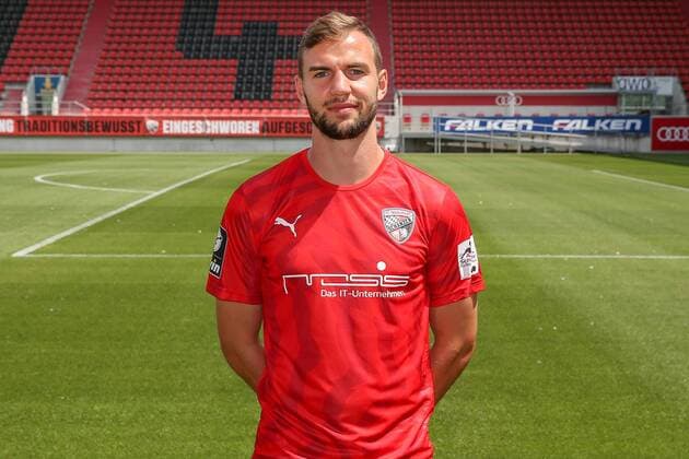Benedikt Gimber 5 - FC Ingolstadt 04 - 3.Liga - Porträttermin 2019 2020 - FC Ingolstadt 04 - 3.Liga - Porträttermin 2019 2020 -