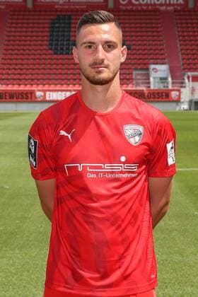 Maximilian Wolfram 8 - FC Ingolstadt 04 - 3.Liga - Porträttermin 2019 2020 - FC Ingolstadt 04 - 3.Liga - Porträttermin 2019 2020 -