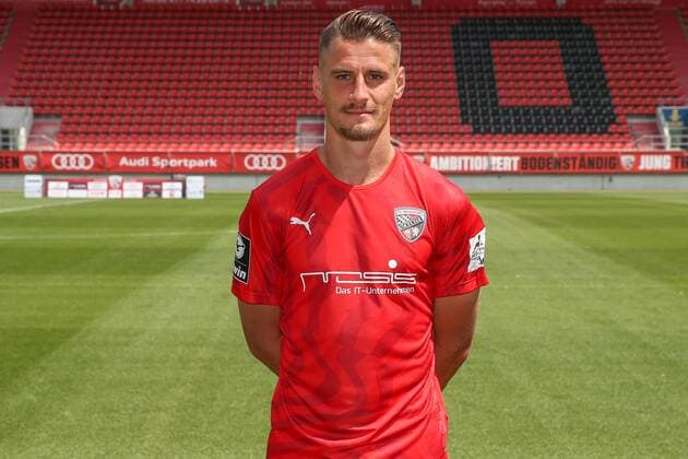 Stefan Kutschke 30 - FC Ingolstadt 04 - 3.Liga - Porträttermin 2019 2020 - FC Ingolstadt 04 - 3.Liga - Porträttermin 2019 2020 -