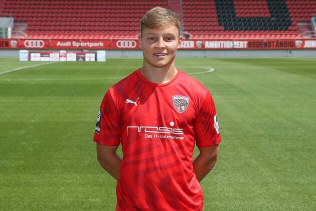 Gabriel Weiß 32 - FC Ingolstadt 04 - 3.Liga - Porträttermin 2019 2020 - FC Ingolstadt 04 - 3.Liga - Porträttermin 2019 2020 -