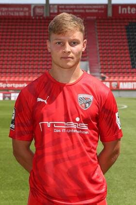 Gabriel Weiß 32 - FC Ingolstadt 04 - 3.Liga - Porträttermin 2019 2020 - FC Ingolstadt 04 - 3.Liga - Porträttermin 2019 2020 -