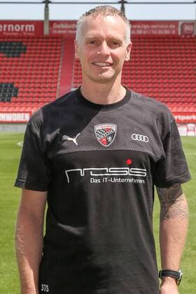 Dr. Michael Grobwinkler Mannschaftsarzt - FC Ingolstadt 04 - 3.Liga - Porträttermin 2019 2020 - FC Ingolstadt 04 - 3.Liga - Porträttermin 2019 2020 -