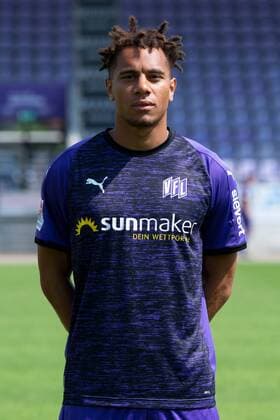 Etienne Amenyido; VfL Osnabrück; 2. BL, Porträttermin 2019 2020 Osnabrück Niedersachsen Deutschland Stadion an der Bremer Brücke