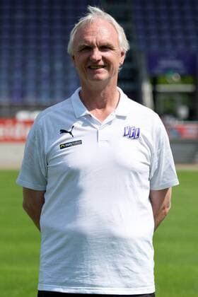 Manfred Glüsenkamp (Sportpsychologe); VfL Osnabrück; 2. BL, Porträttermin 2019 2020 Osnabrück Niedersachsen Deutschland Stadion an der Bremer Brücke