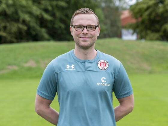 Physiotherapeut Dominik Körner (St.Pauli) 15.07.19, Hamburg, Mannschaftsfototermin beim FC St.Pauli, Â