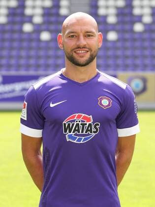 Teampraesentation Erz.Aue Fussball 2.Bundesliga Philipp Riese; FC Erzgebirge Aue; 2.Bundesliga, Porträttermin 2019 2020 , Aue, 18.07.2019, Erzgebirgsstadion, Fussball ,