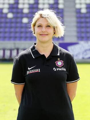 Teampraesentation Erz.Aue Fussball 2.Bundesliga Teamärztin Michaela Antosova; FC Erzgebirge Aue; 2.Bundesliga, Porträttermin 2019 2020 , Aue, 18.07.2019, Erzgebirgsstadion, Fussball ,