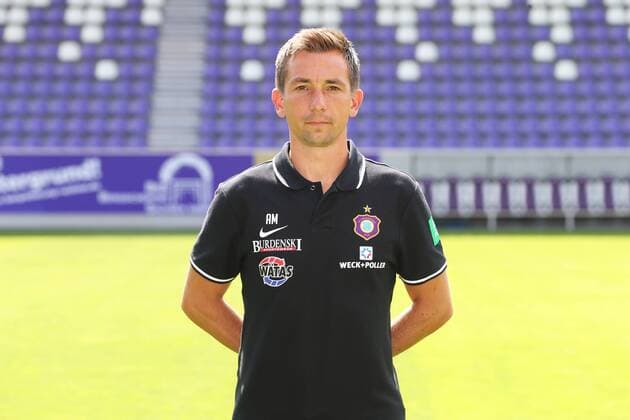 Teampraesentation Erz.Aue Fussball 2.Bundesliga Co Trainer Andre Meyer; FC Erzgebirge Aue; 2.Bundesliga, Porträttermin 2019 2020 , Aue, 18.07.2019, Erzgebirgsstadion, Fussball ,