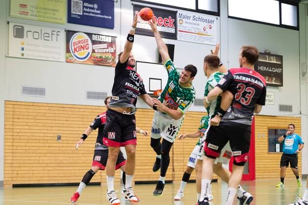 Petter Overby (HC Erlangen 09), Ivan Sliskovic (Frisch Auf Goeppinen 19), FRISCH AUF! Goeppingen vs. HC Erlangen, 54. Esslinger Marktplatzturnier, Handball, 1. Bundesliga, DKB, Herren, 19.07.2019, FRISCH AUF! Goeppingen vs. HC Erlangen, 54. Esslinger Marktplatzturnier, Handball, 1. Bundesliga, DKB, Herren, 19.07.2019 Altbach Copyright: xEIBNER WolfgangxFrankx EP_WFK