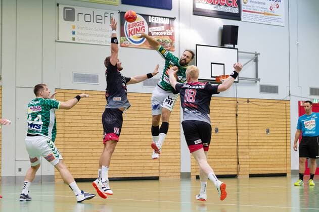 Tim Kneule (Frisch Auf Goeppingen 04), FRISCH AUF! Goeppingen vs. HC Erlangen, 54. Esslinger Marktplatzturnier, Handball, 1. Bundesliga, DKB, Herren, 19.07.2019, FRISCH AUF! Goeppingen vs. HC Erlangen, 54. Esslinger Marktplatzturnier, Handball, 1. Bundesliga, DKB, Herren, 19.07.2019 Altbach Copyright: xEIBNER WolfgangxFrankx EP_WFK