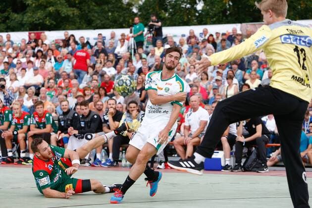 19.07.2019, xtgx, Handball Testspiel, SC Magdeburg - SC DHfK Leipzig emspor, v.l. Marc Esche (Leipzig) wirft Tor, Torschütze, erzielt Tor, Treffer, scores the goal Aschersleben