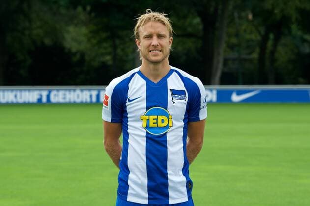 Fussball DFL 1 Bundesliga Berlin 19.07.2019 Hertha BSC Porträttermin 2019 2020 Per SKJELBRED Hertha BSC
