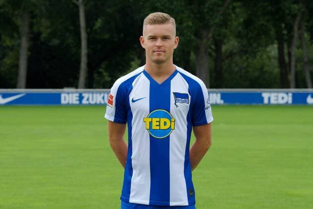 Fussball DFL 1 Bundesliga Berlin 19.07.2019 Hertha BSC Porträttermin 2019 2020 Maximilian MITTELSTÄDT Hertha BSC