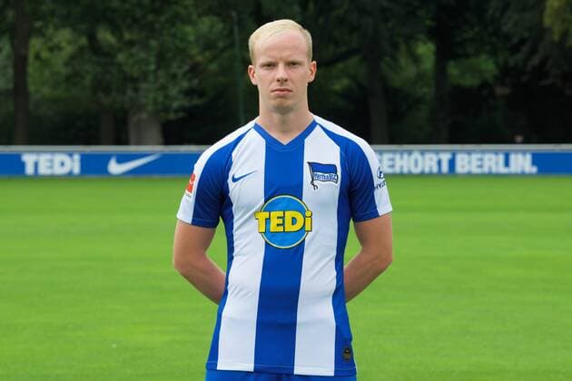 Fussball DFL 1 Bundesliga Berlin 19.07.2019 Hertha BSC Porträttermin 2019 2020 Dennis JASTZREMBSKI Hertha BSC