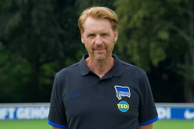 Fussball DFL 1 Bundesliga Berlin 19.07.2019 Hertha BSC Porträttermin 2019 2020 Thomas SENNEWALD Hertha BSC Osteopath