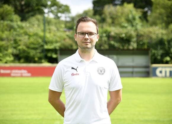 Videoanalyst Philipp Pelka; Holstein Kiel; 2. BL, Porträttermin 2019 2020, Fußball, Männer, 19.07.19 Kiel NLZ Projendorf Kiel Germany