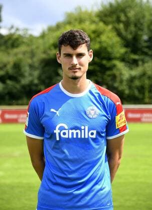 Janni Serra; Holstein Kiel; 2. BL, Porträttermin 2019 2020, Fußball, Männer, 19.07.19 Kiel NLZ Projendorf Kiel Germany