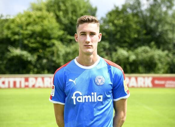 Phil Neumann; Holstein Kiel; 2. BL, Porträttermin 2019 2020, Fußball, Männer, 19.07.19 Kiel NLZ Projendorf Kiel Germany
