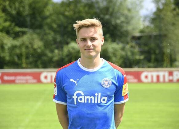Finn Porath; Holstein Kiel; 2. BL, Porträttermin 2019 2020, Fußball, Männer, 19.07.19 Kiel NLZ Projendorf Kiel Germany