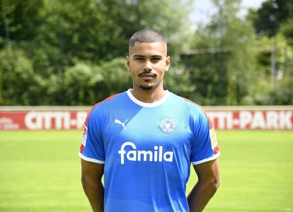Noah Awuku; Holstein Kiel; 2. BL, Porträttermin 2019 2020, Fußball, Männer, 19.07.19 Kiel NLZ Projendorf Kiel Germany