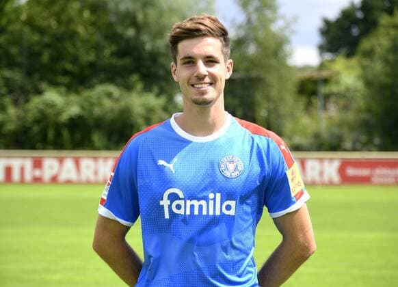 Tobias Fleckstein; Holstein Kiel; 2. BL, Porträttermin 2019 2020, Fußball, Männer, 19.07.19 Kiel NLZ Projendorf Kiel Germany
