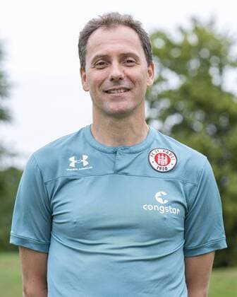 Mannschaftsarzt Dr. Volker Carrero (St.Pauli) 15.07.19, Hamburg, Mannschaftsfototermin beim FC St.Pauli, Â