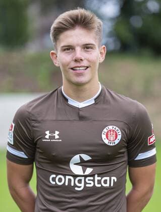 Finn Ole Becker (St.Pauli) 15.07.19, Hamburg, Mannschaftsfototermin beim FC St.Pauli, Â