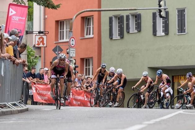 Bitburger 0,0 Triathlon Bundesliga, Tübingen, 21.07.2019 Dorothea Pieck (MRRC München) auf der Radstrecke beim Triathalon Bundesliga Rennen in Tübingen am 21.07.2019, , Tübingen BW Deutschland *** Bitburger 0,0 Triathlon Bundesliga, Tübingen, 21 07 2019 Dorothea Pieck MRRC Munich on the bike course at the Triathalon Bundesliga race in Tübingen on 21 07 2019, , Tübingen BW Germany